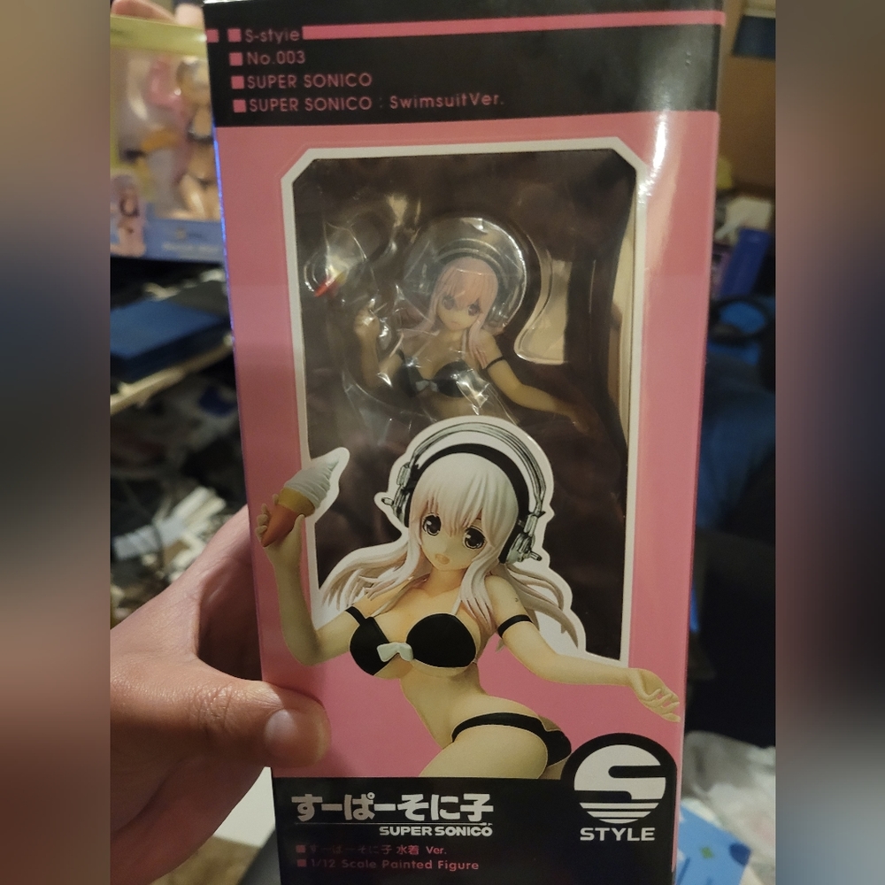 super sonico 1/12 Scale figure Swimsuit Version